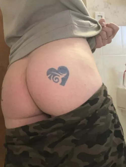 Felt cute. 25 DMs open :)