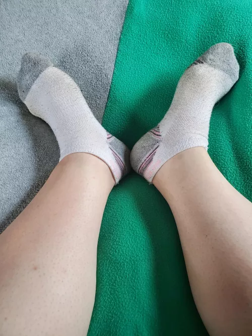 [Female] Good morning sock pic ❤️