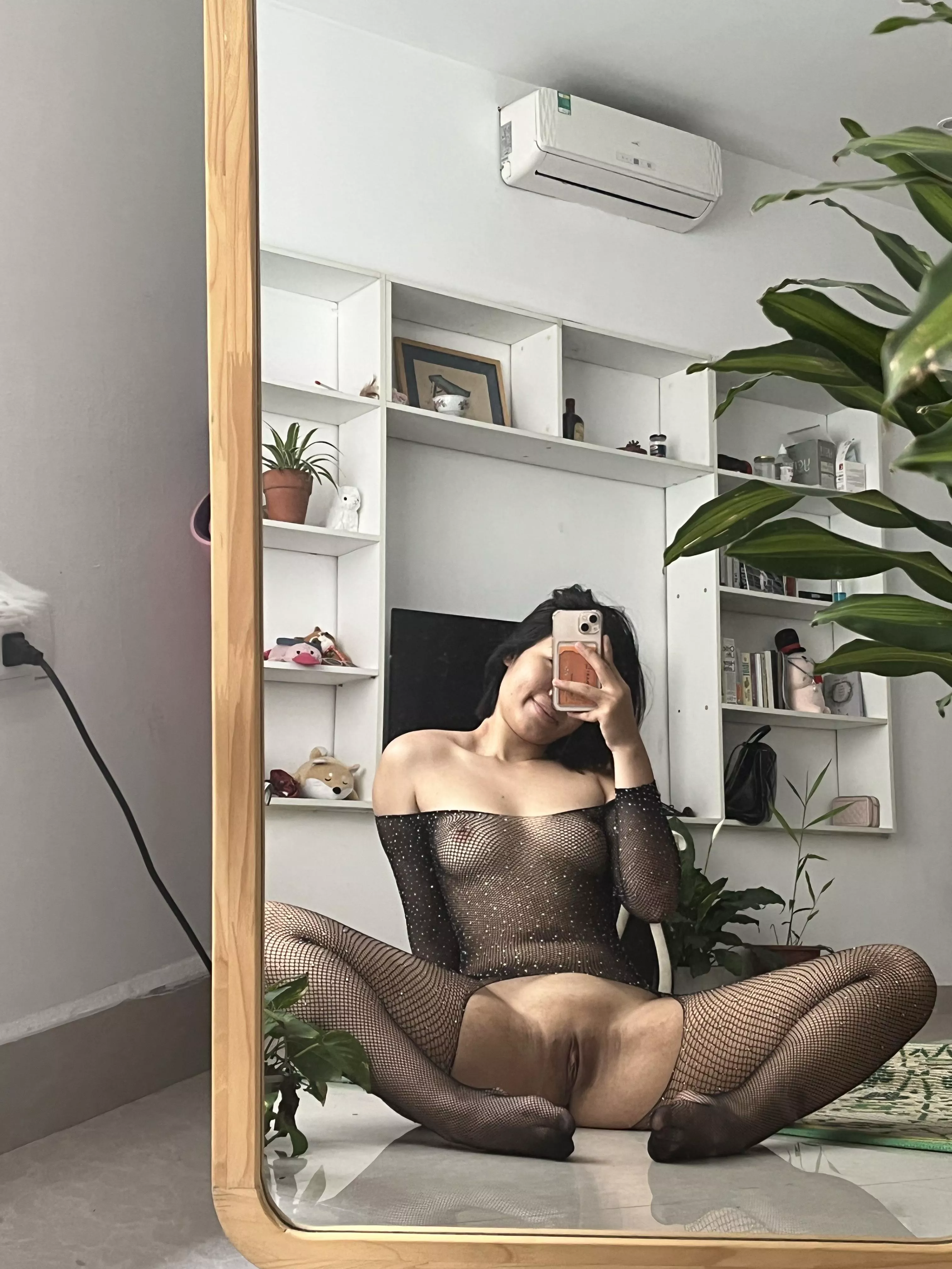 [F]ighting the stereotype of Asian girls is nerds, one slutty picture at a time!🤛