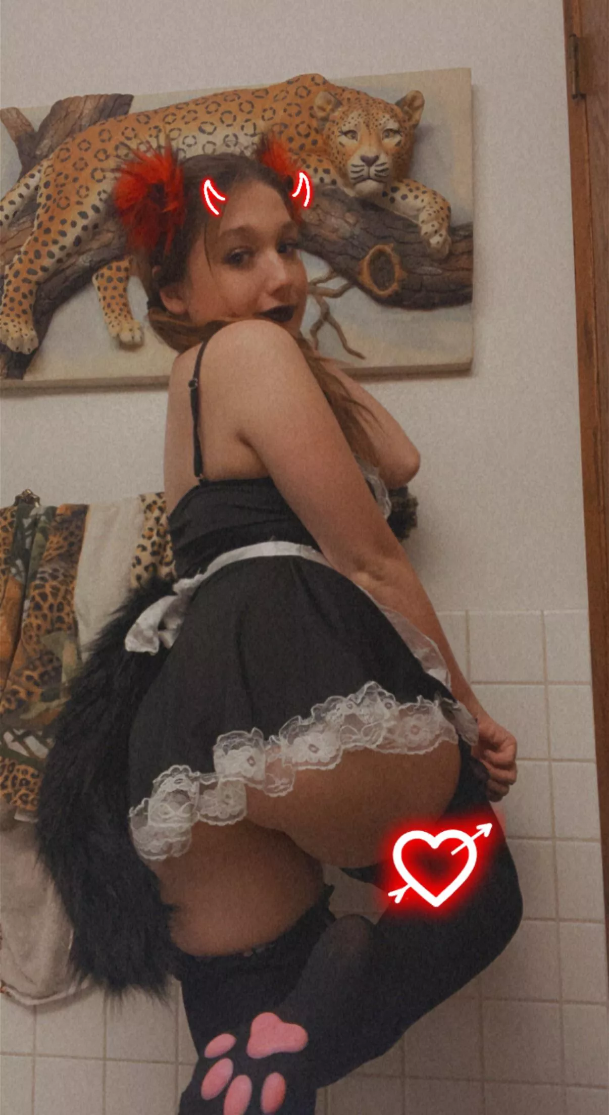 first post!! meowww ^.^ 🖤