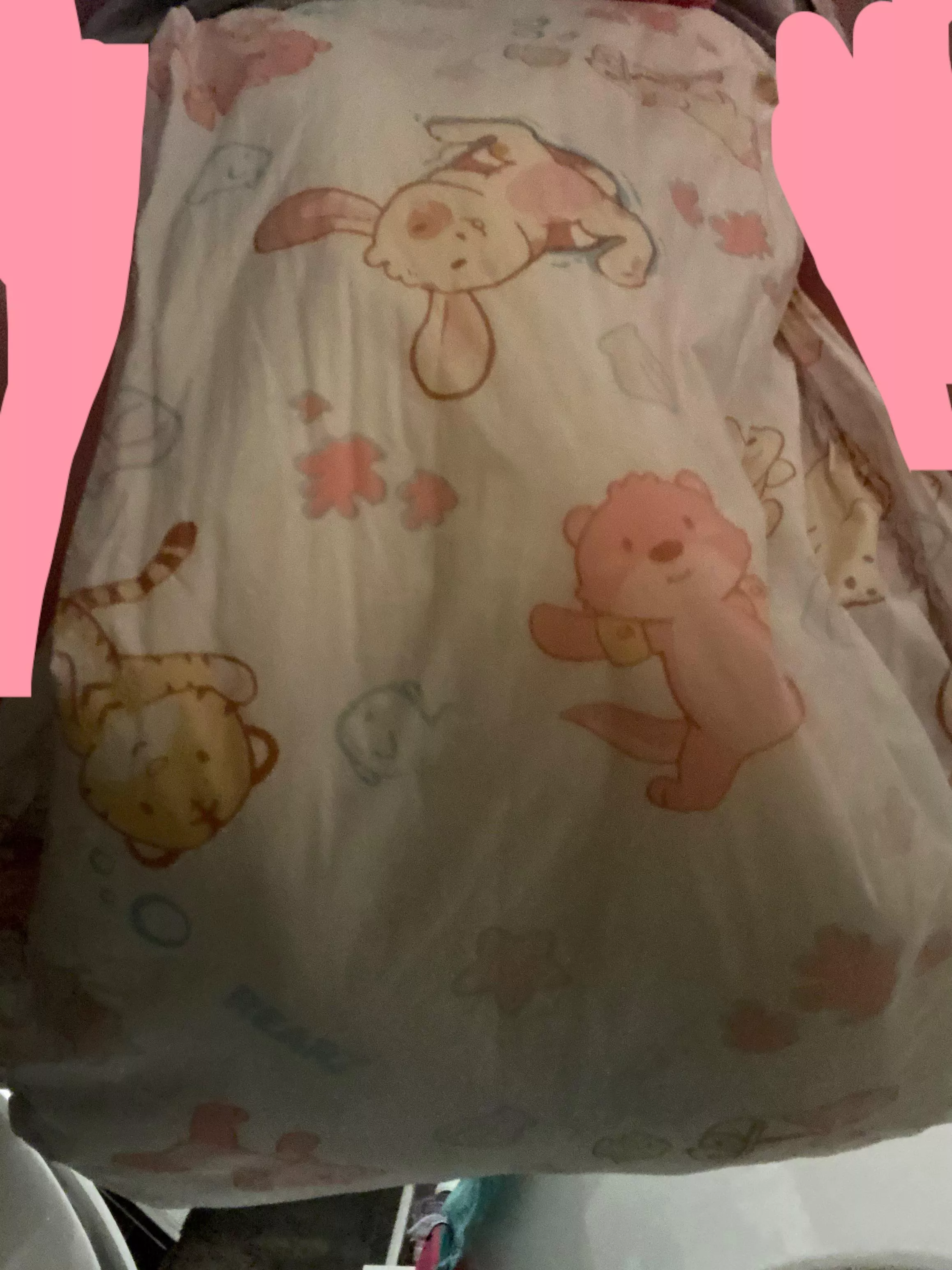 First time wetting! I had to pretend I was on the toilet to wet but it felt really nice and warm when I started 🥰