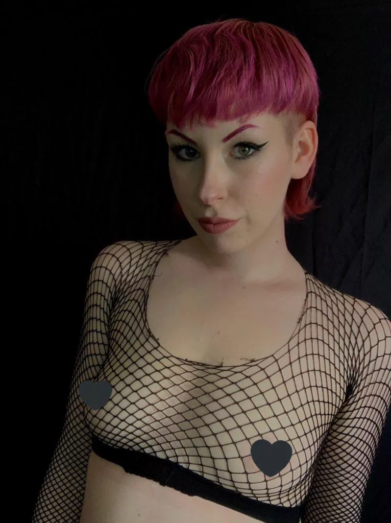 fishnet fridayyy, sexiest day of the week 🕸