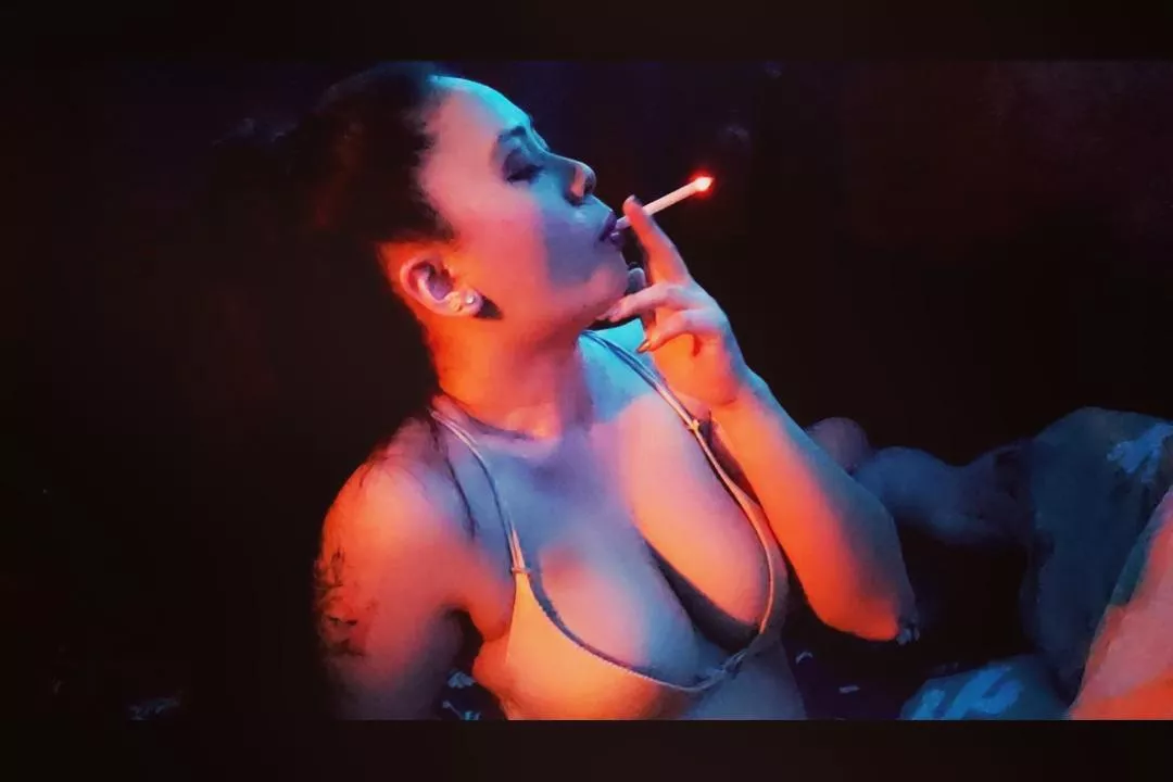 follow me in instagram @smoking_tamtam