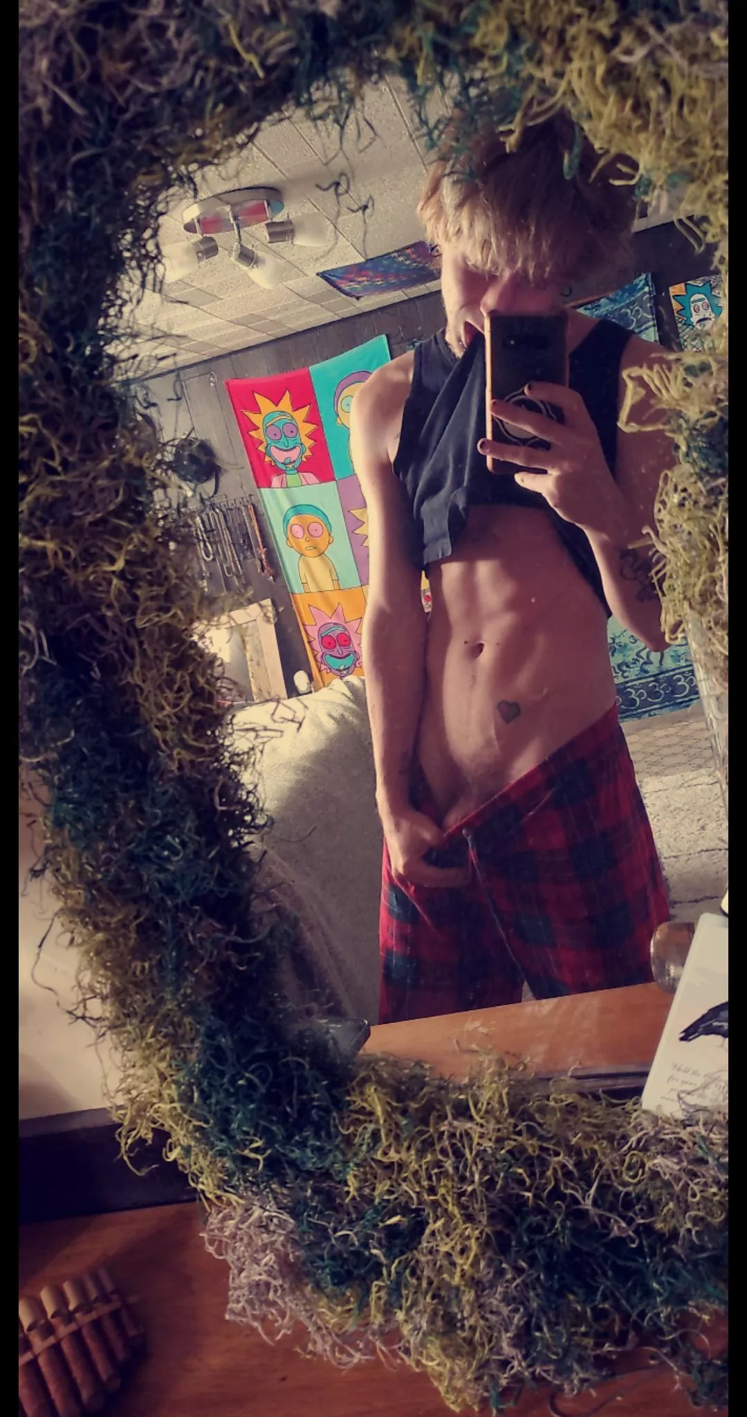 for any of those sorting by new , i love you 😊