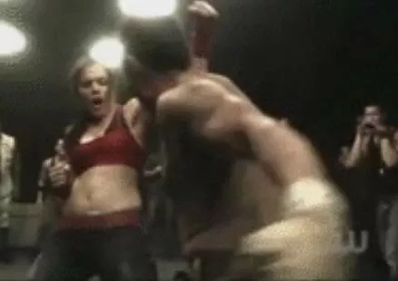 Found an illegal underground fighting arena for some of the guards of this country. It’s here I make my first move getting the attention of the Queens. If I take out some of their guards, then they’ll have to take me seriously.