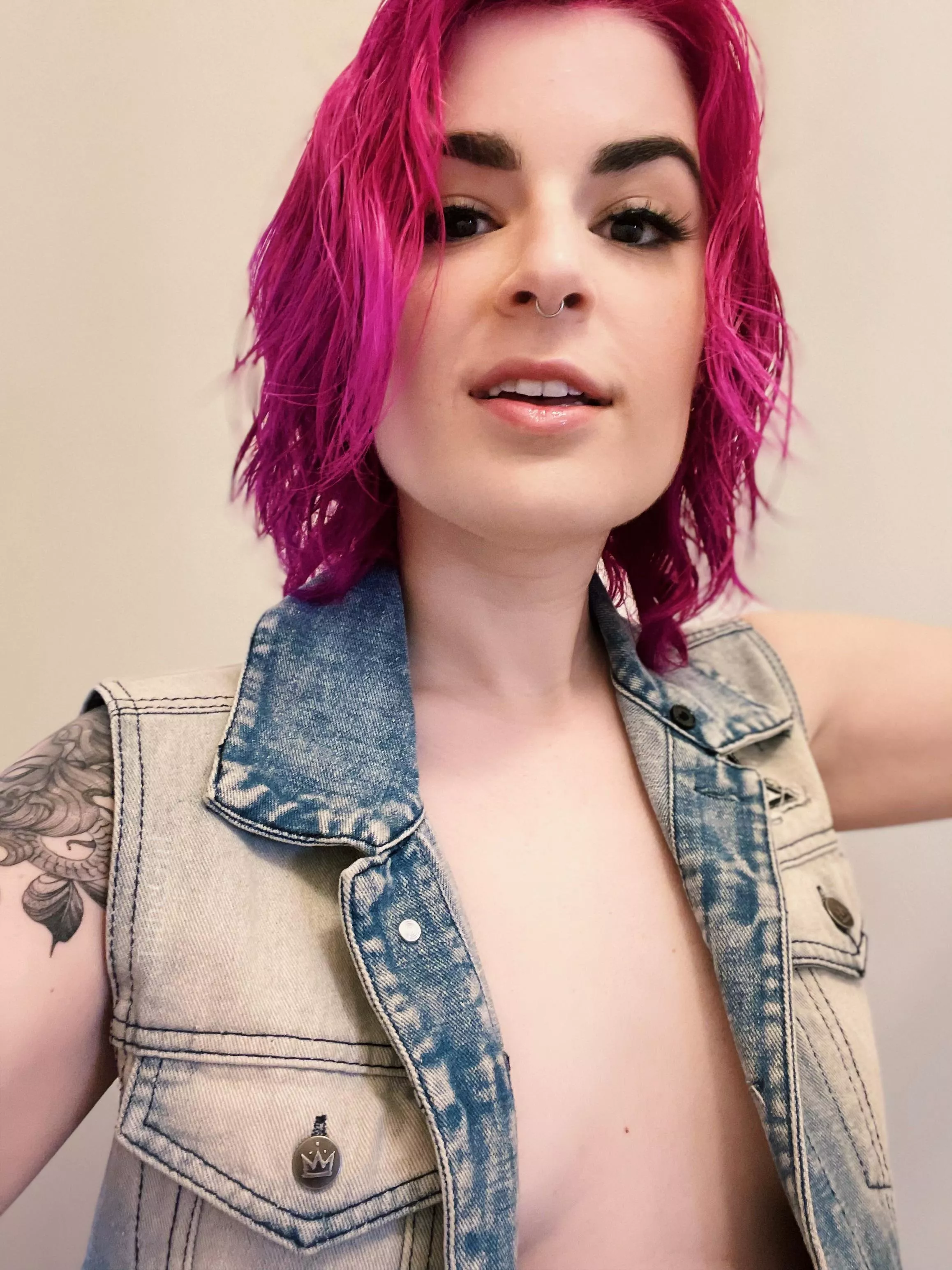 found my old FOB vest 🖤