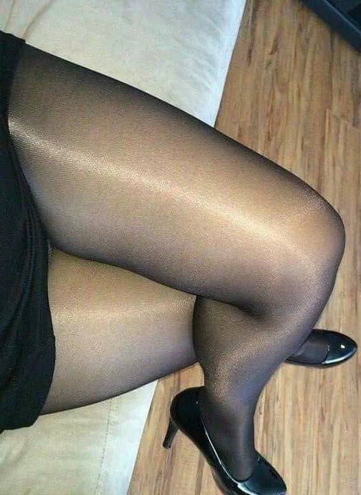 Fresh tights… fresh start ❤️