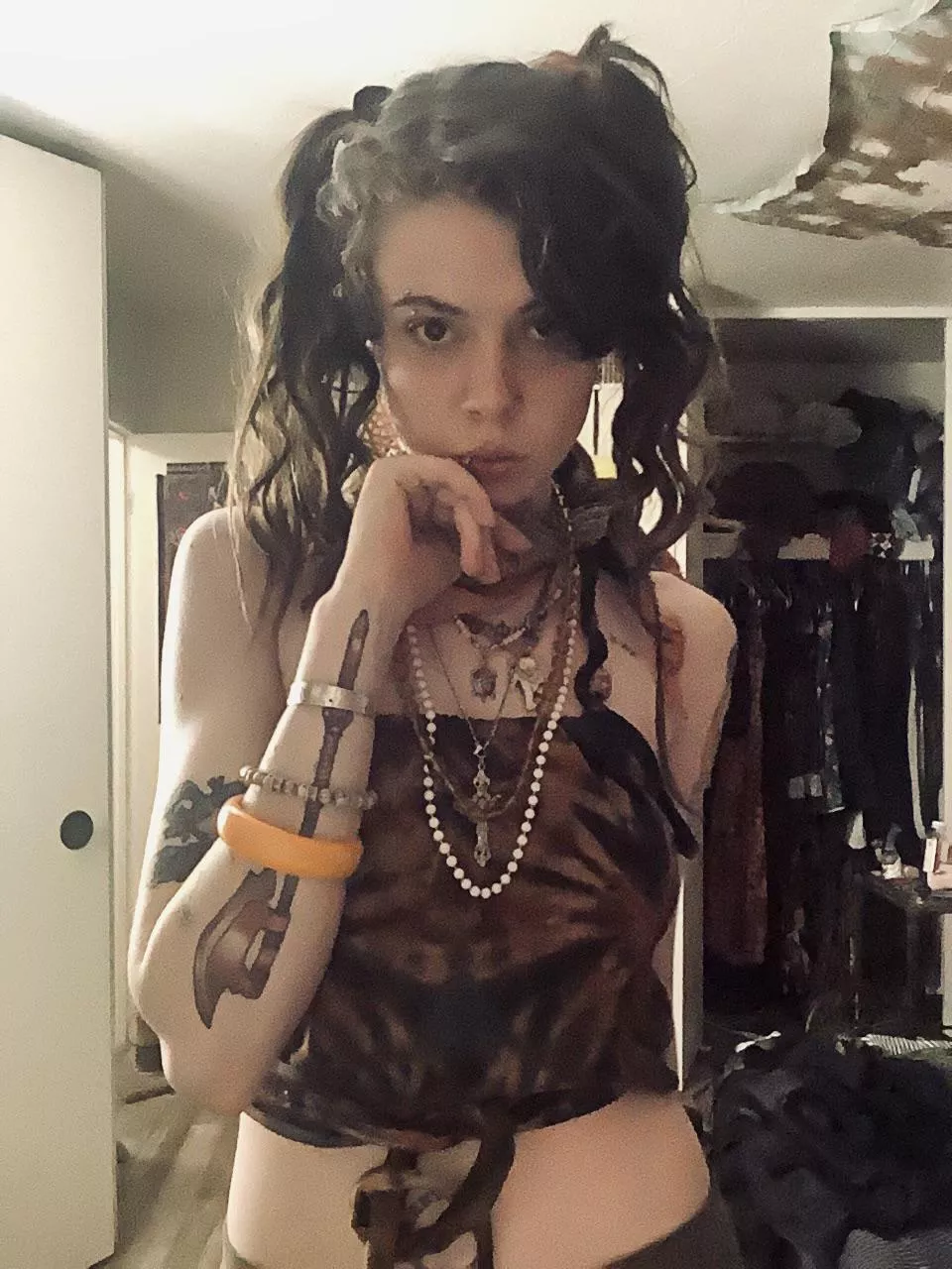 Friday the 13th is for the Goth Goddess. Serving Me is guaranteed to make you lucky. 🍀🦇[domme]