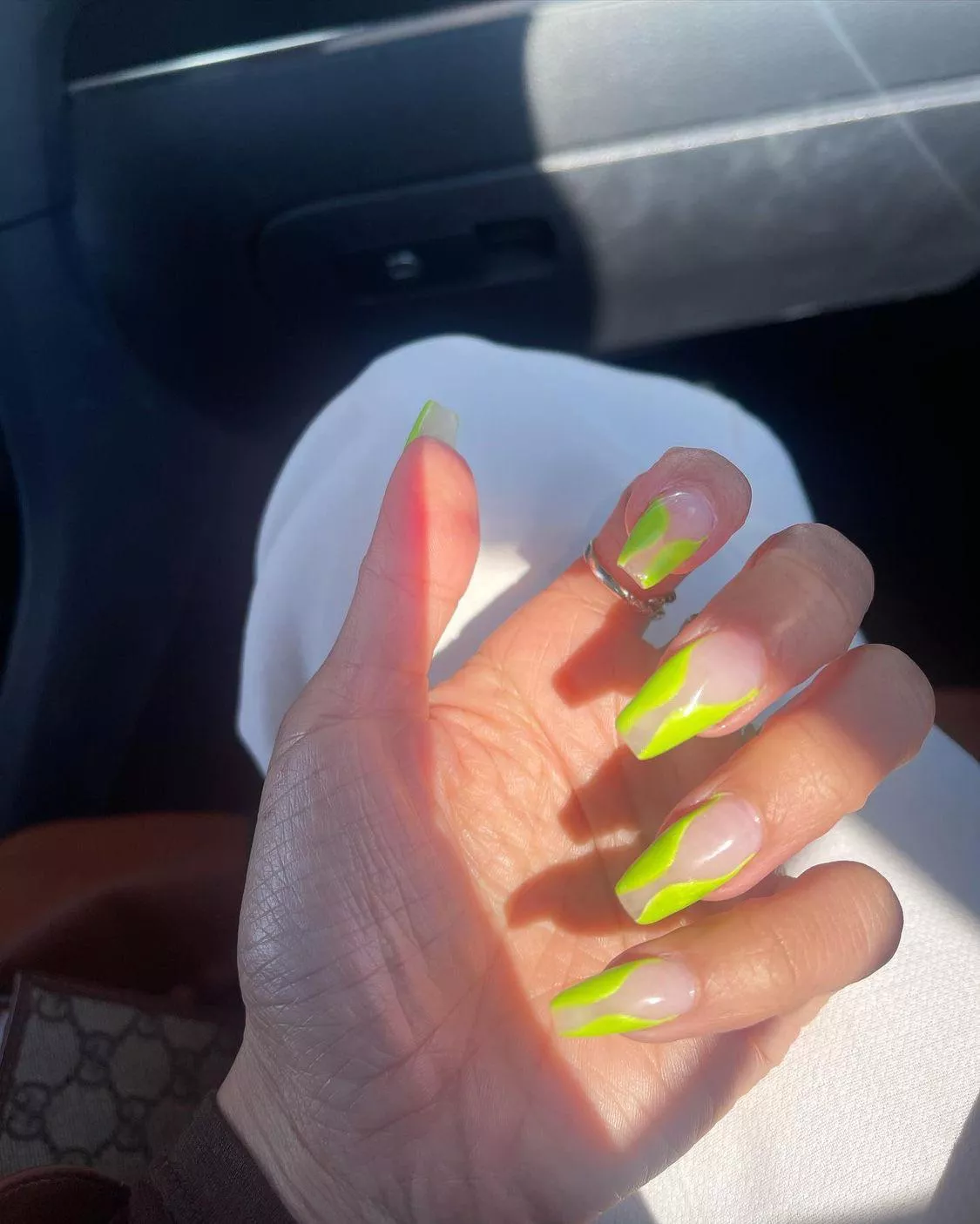 fuck my friend’s nails are so hot