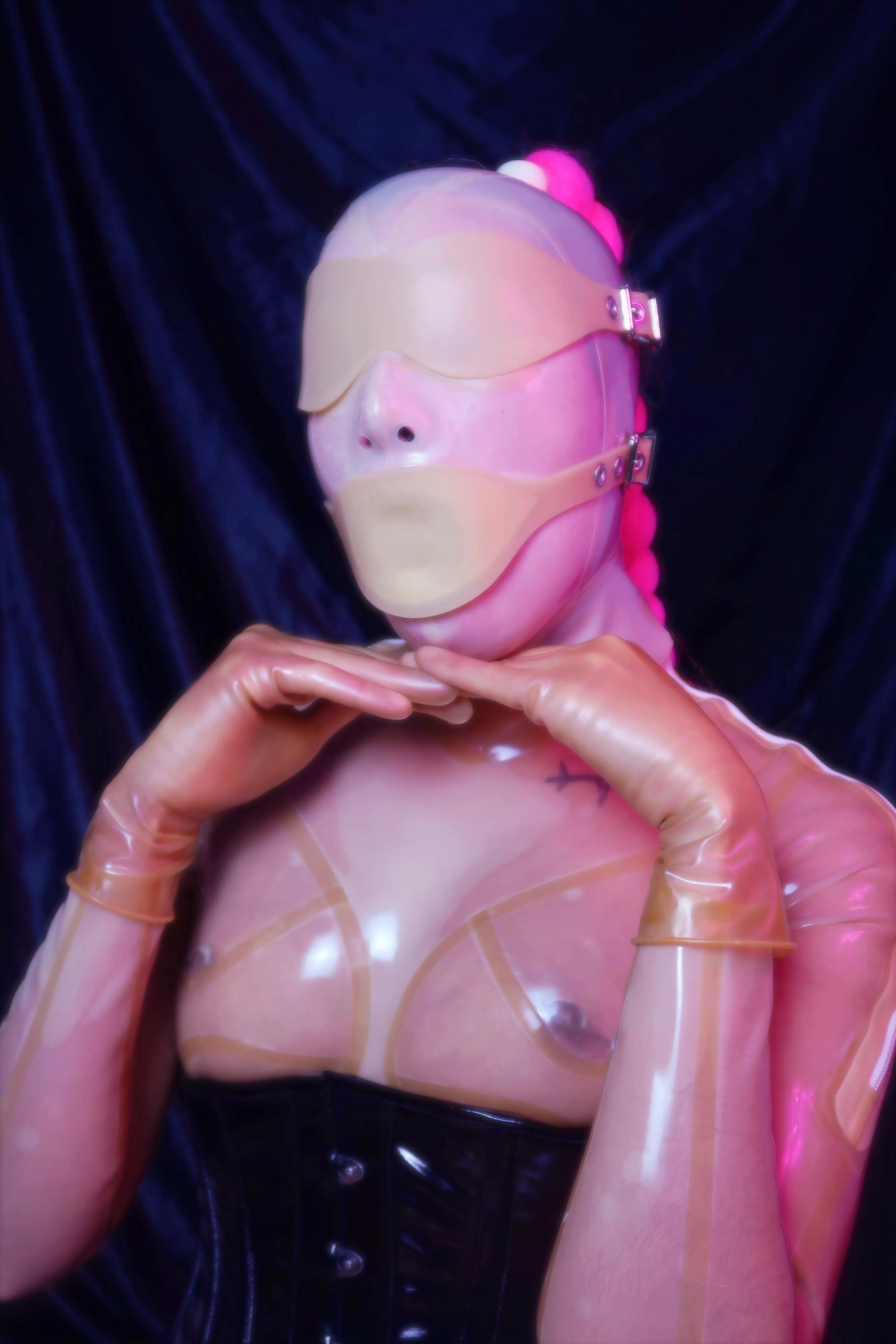 Gagged and sensory deprived. I’m all yours to play with 💖