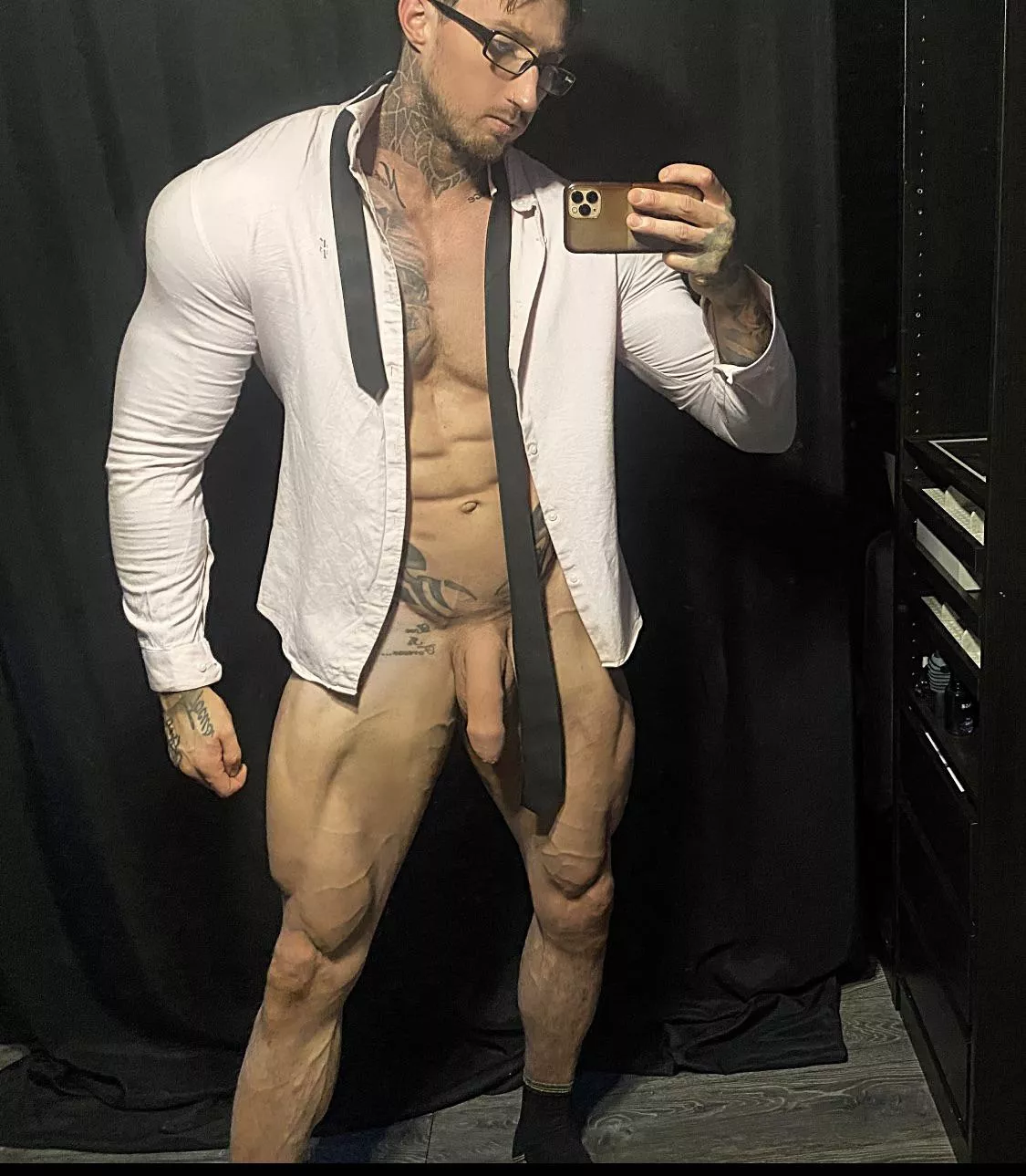 Get on your knees daddy’s home