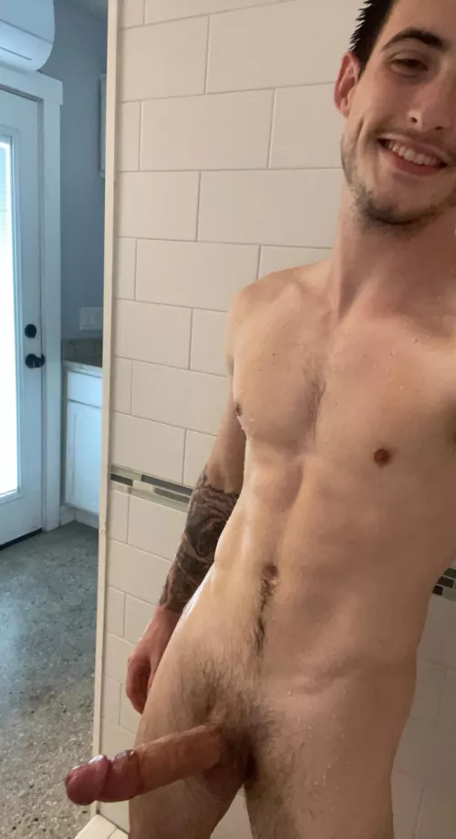 Get on your knees for me 😋