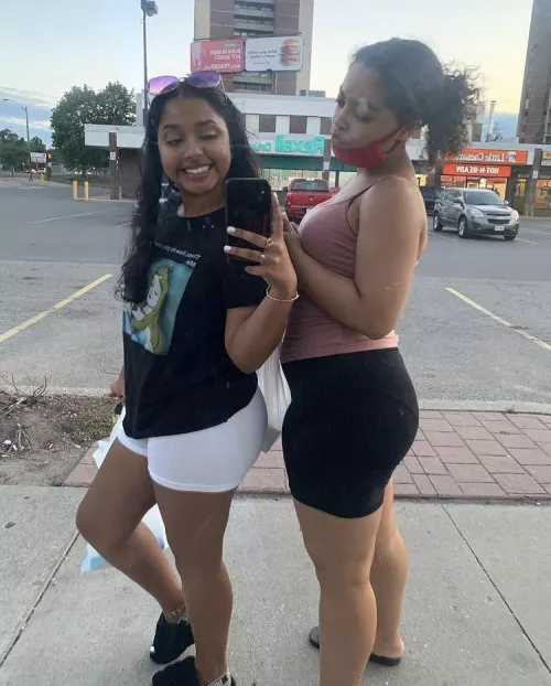 Getting cat called and my little dick jumping ☺️☺️☺️