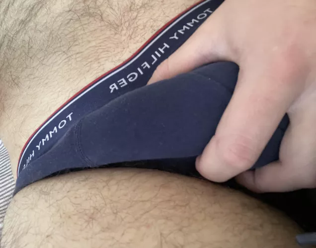 Getting hard in Tommy’s 🍆