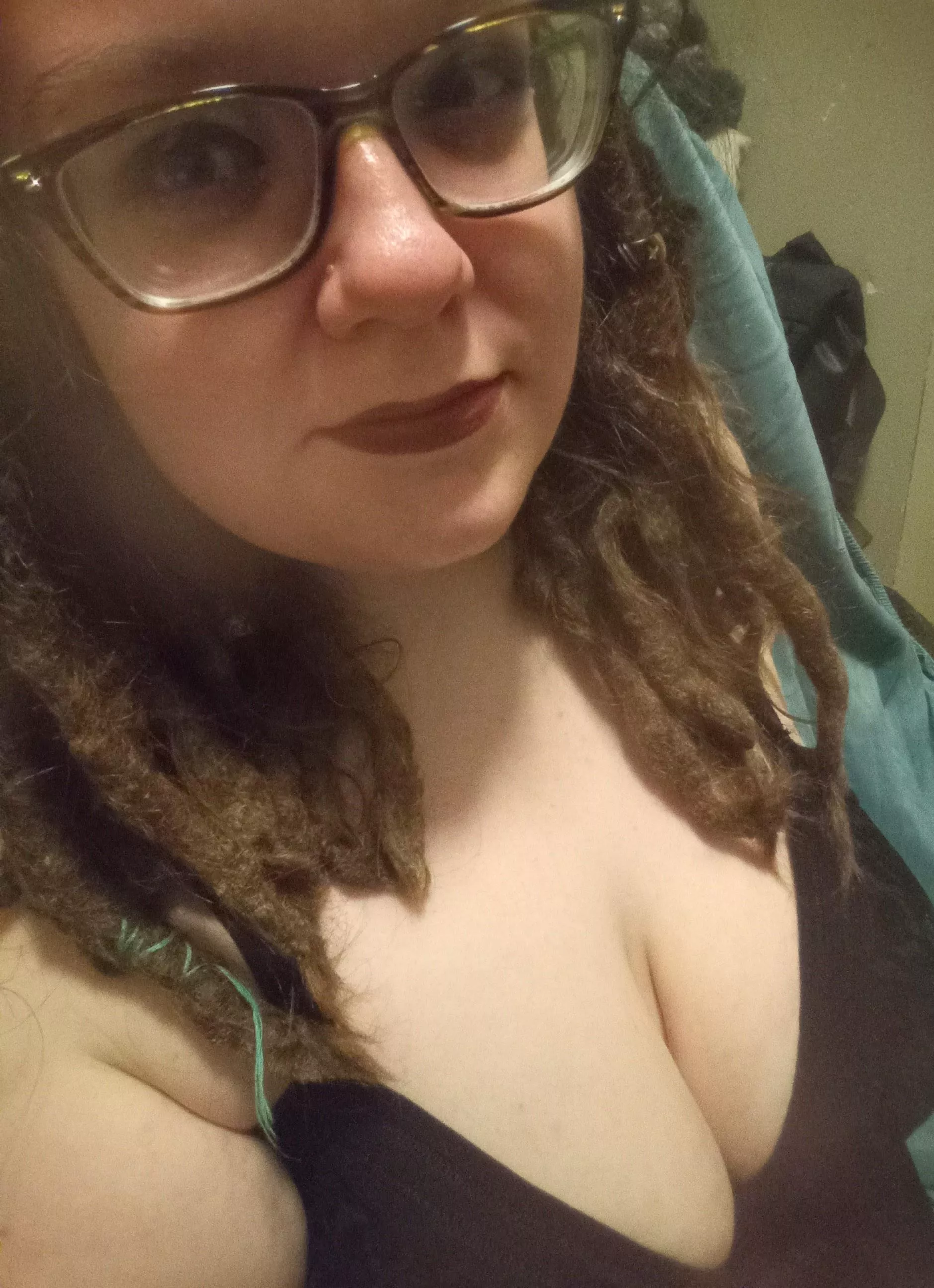 Give me a reason to clean them of(f) 😘