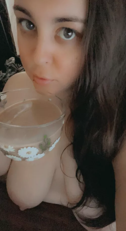 Good bean juice makes me happy, makes brain go fast!