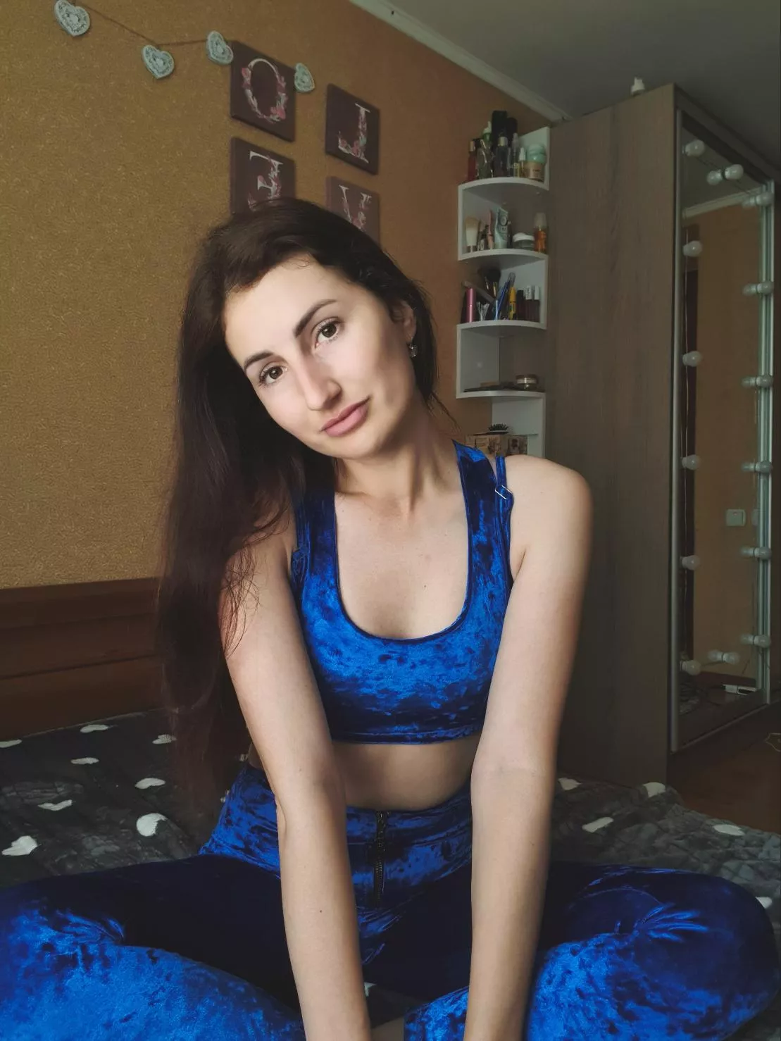 Good evening 💋 Ukrainian 🇺🇦