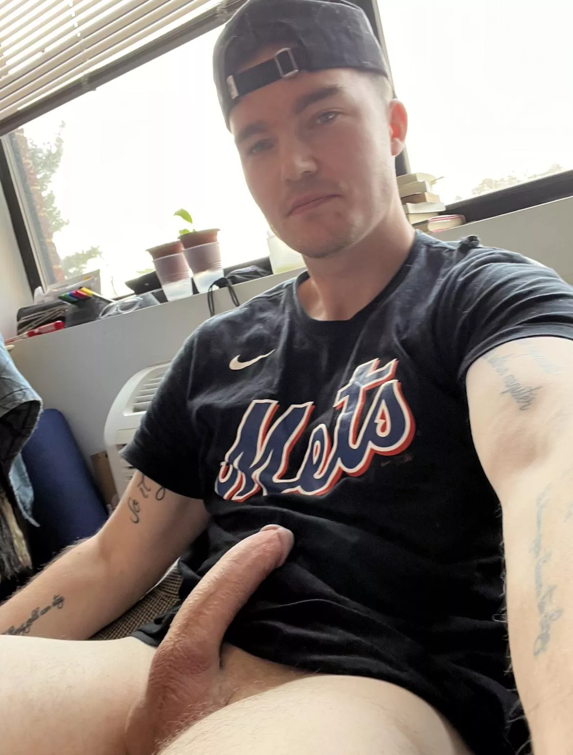 Good morning , woke up like this, can anyone help me out?