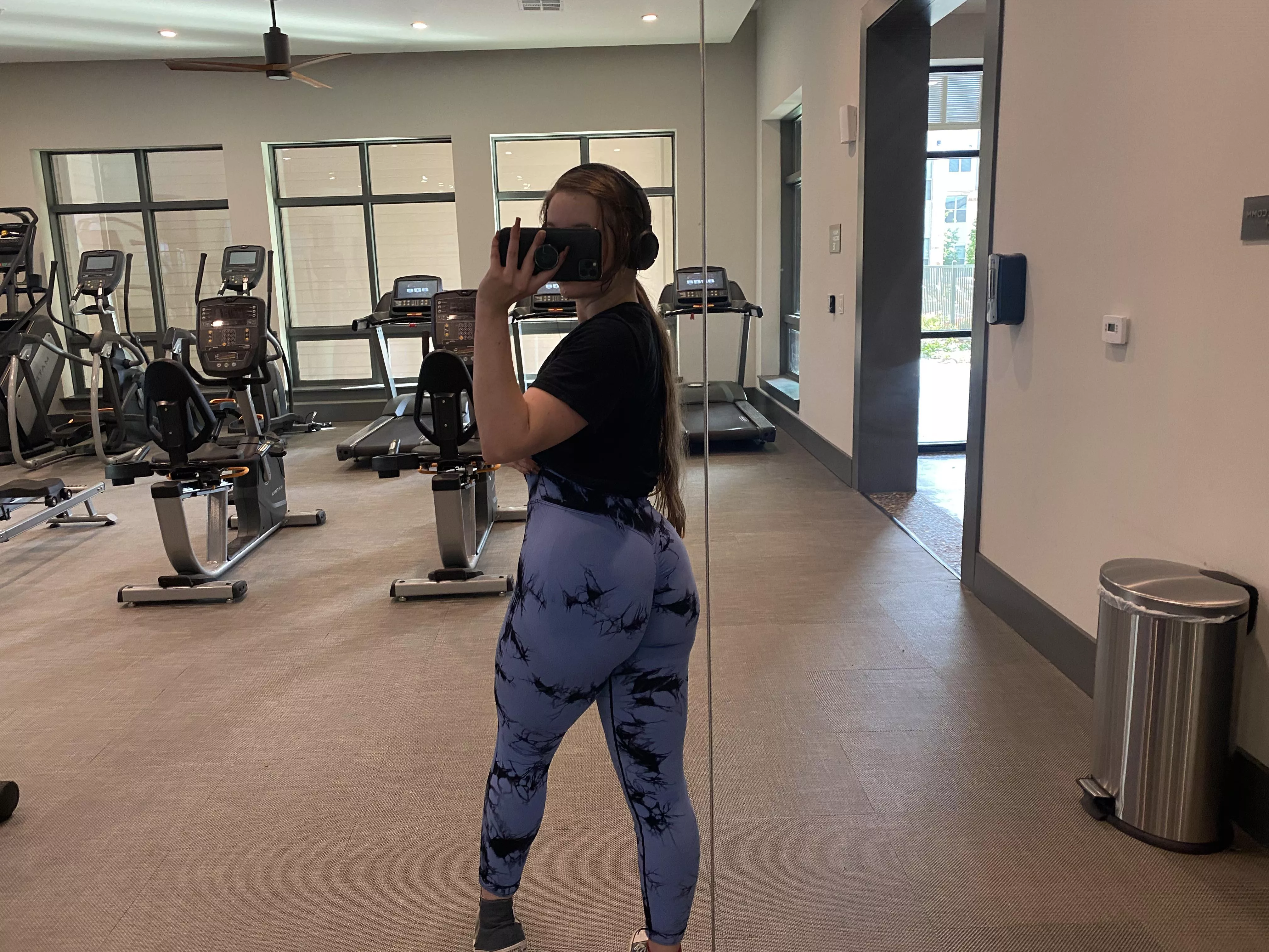 Goodnight 🌙 [altgirl]