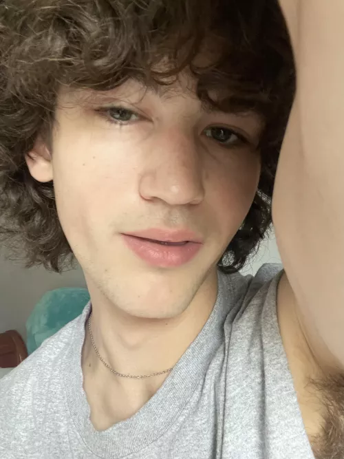 goooooood morningg(afternoon) gaymerssss 😙😙😙