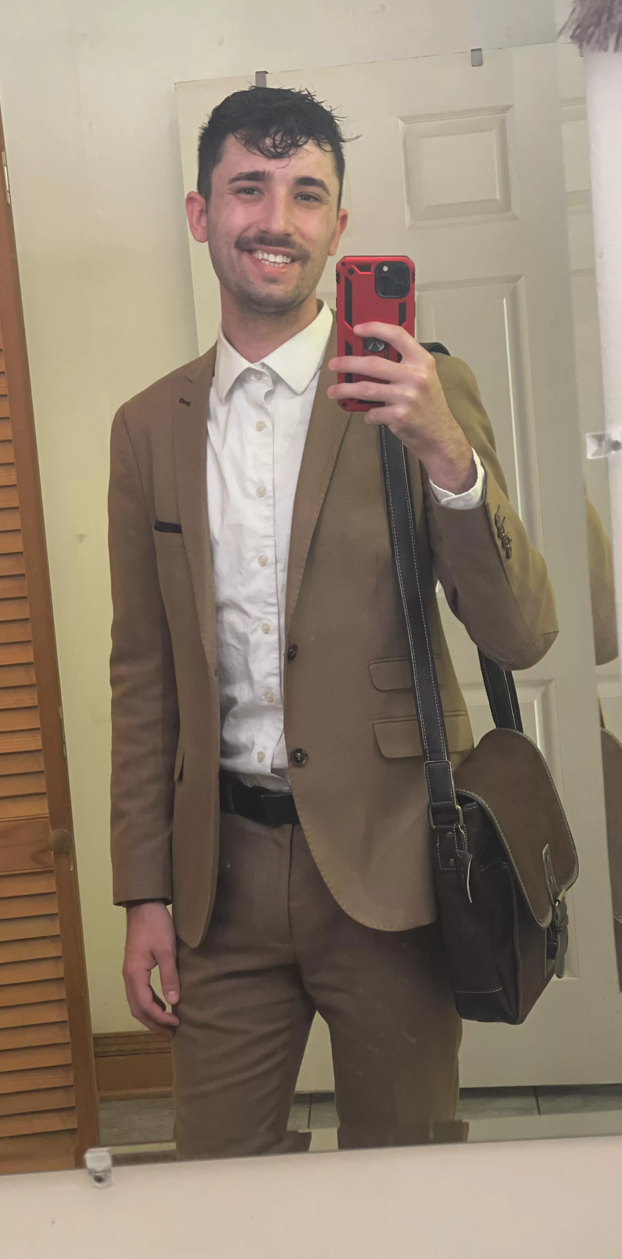 Got a new bag for work! Just big enough to hide my Switch in 😂