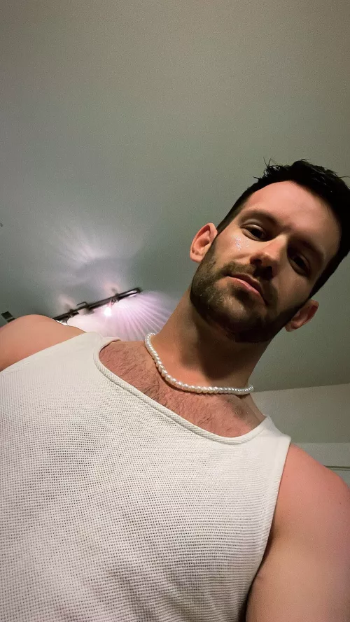 Got a new necklace :)