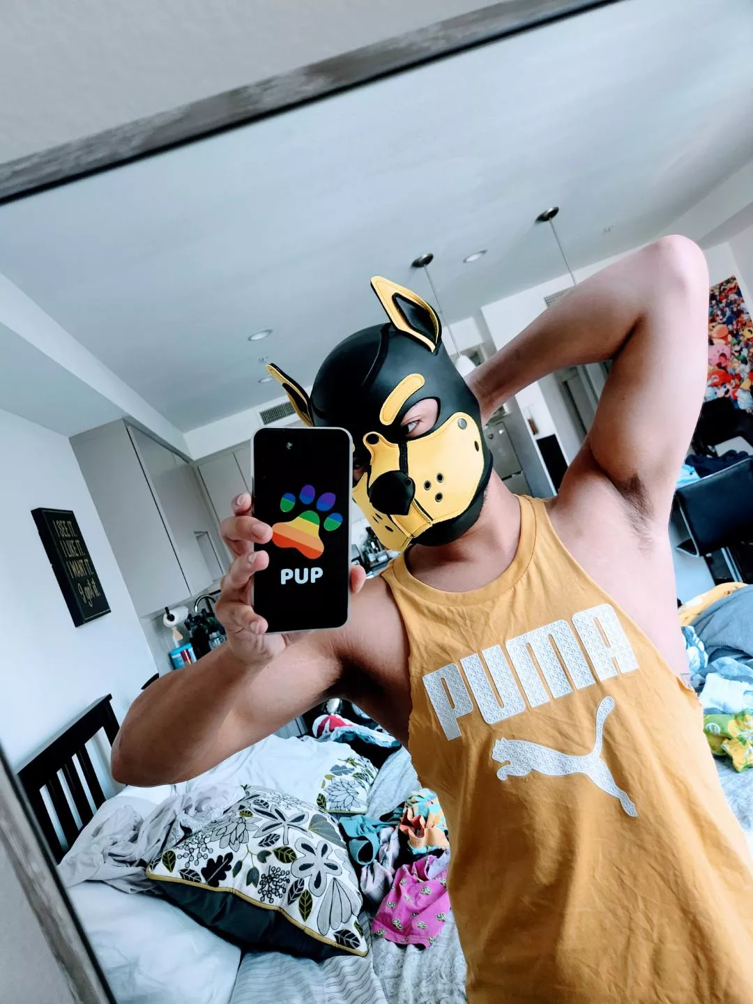 Got a new phone case! It's just the cutest pattern I could find 😁