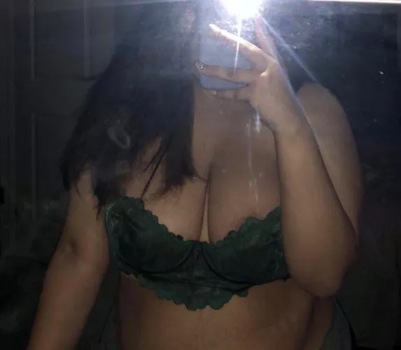 got strapped for the first time yesterday and i can’t stop thinking about it 🤤