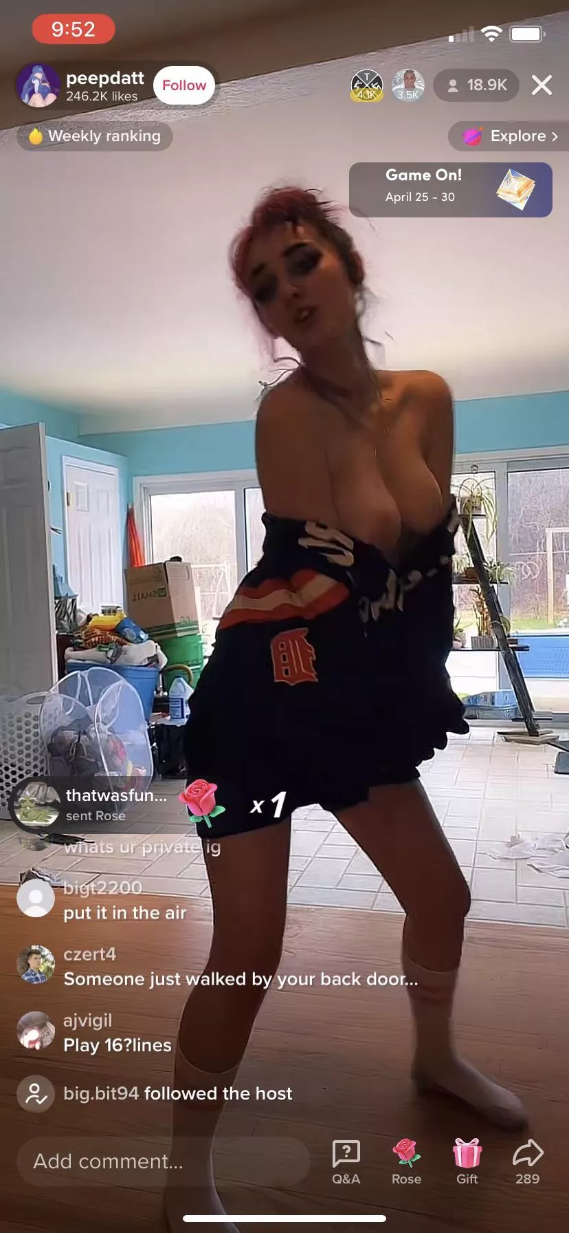 Goth Babe TikTok live nip slip @peepdat