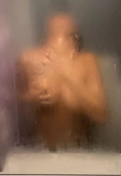 Grab my neck from behind and fuck me hard against the mirror baby