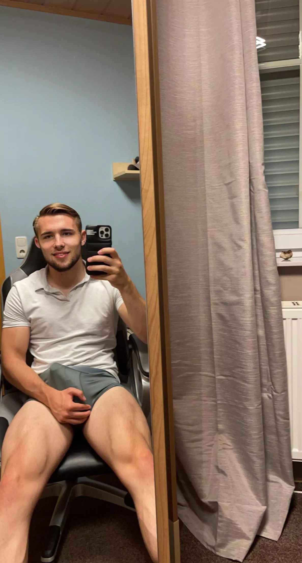 Green boxershorts and a smile from me