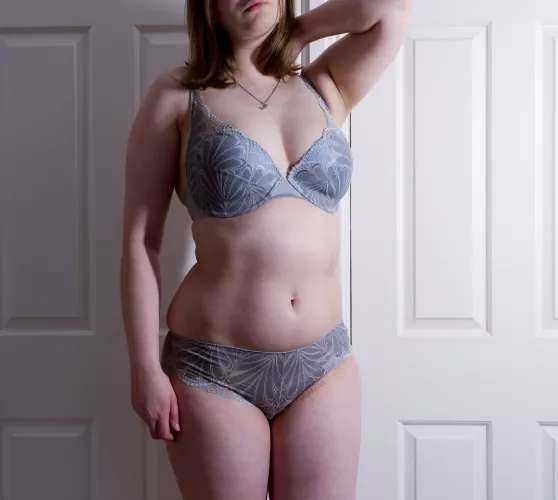 Grey, just like the weather ☁️ [f]