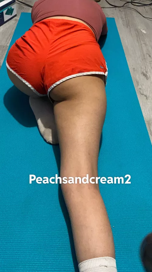 Guess the color of my panties underneath and get $5 of your order today 😈