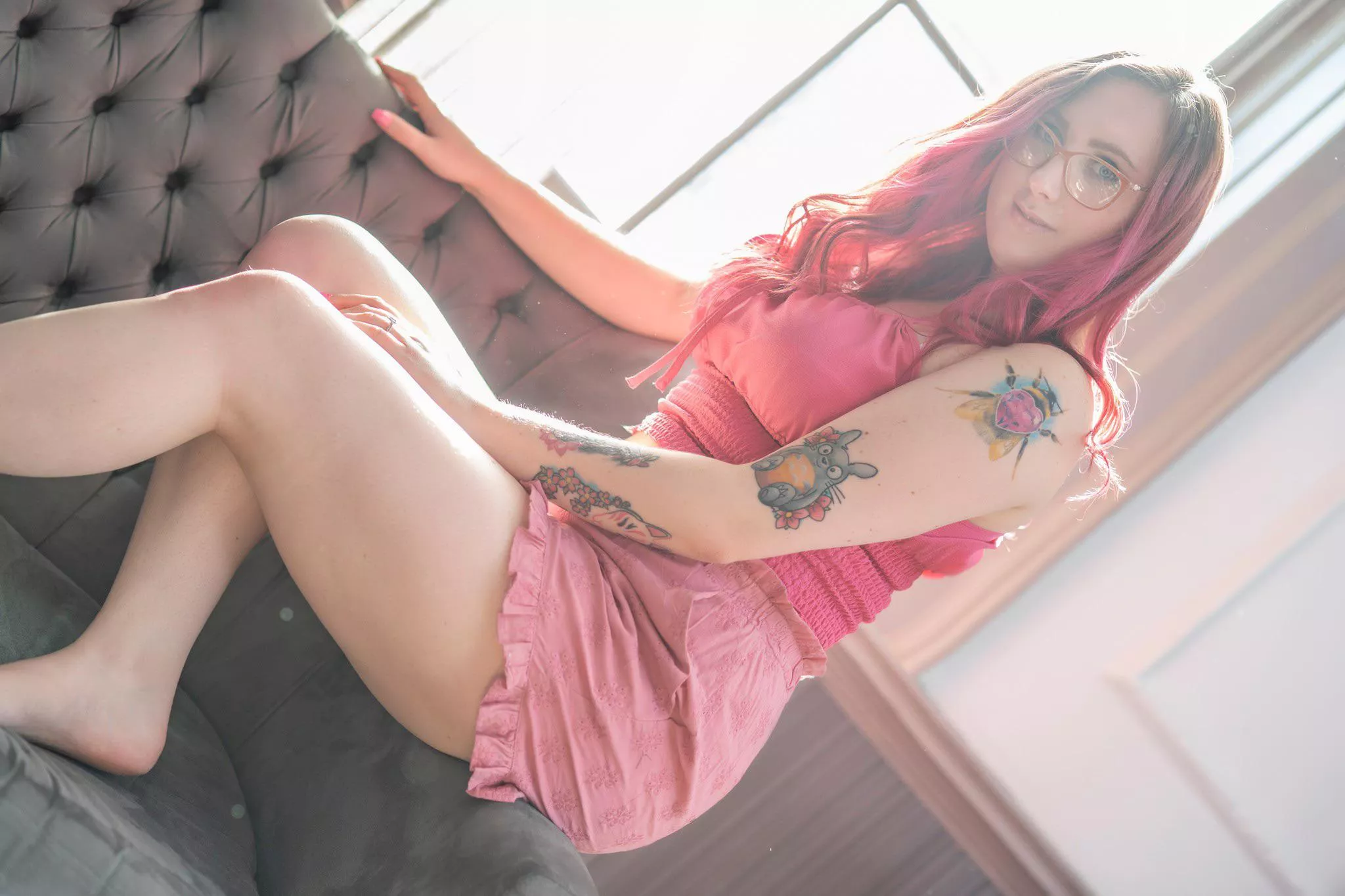 Had my first shoot for SuicideGirls recently! The photographer asked if I was keeping my glasses on- I said YES! They are part of my personality🥰