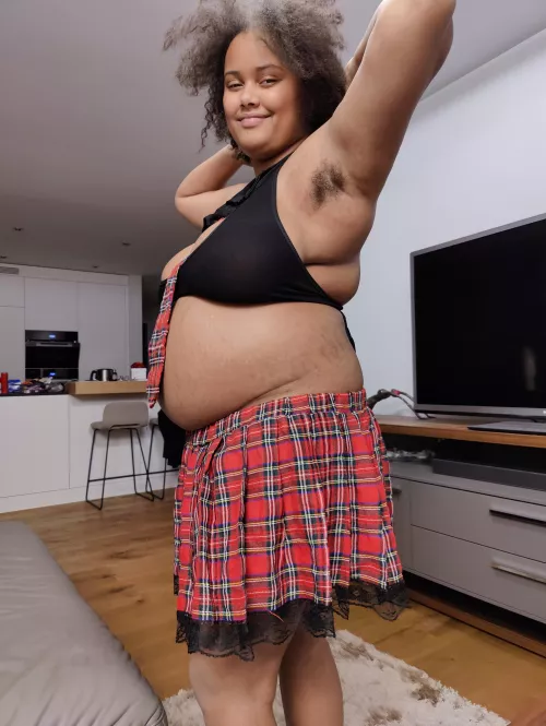 hairy all over, and I wish it would grow longer 🥰🥰