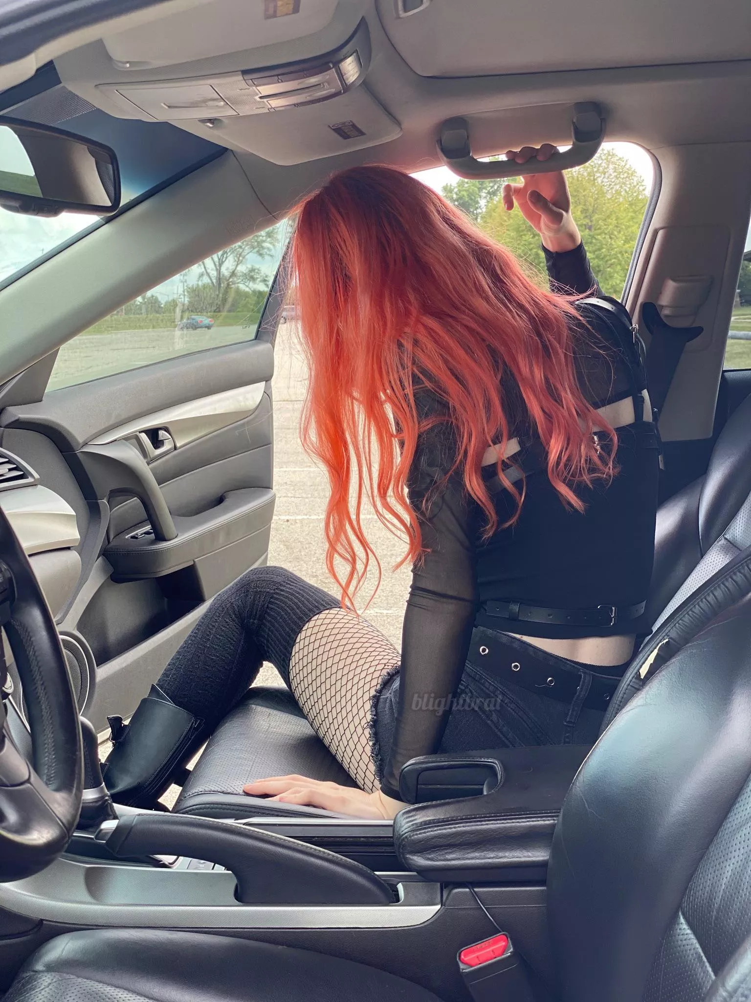 Halloween in April? Haha, I hope you like the orange 🧡