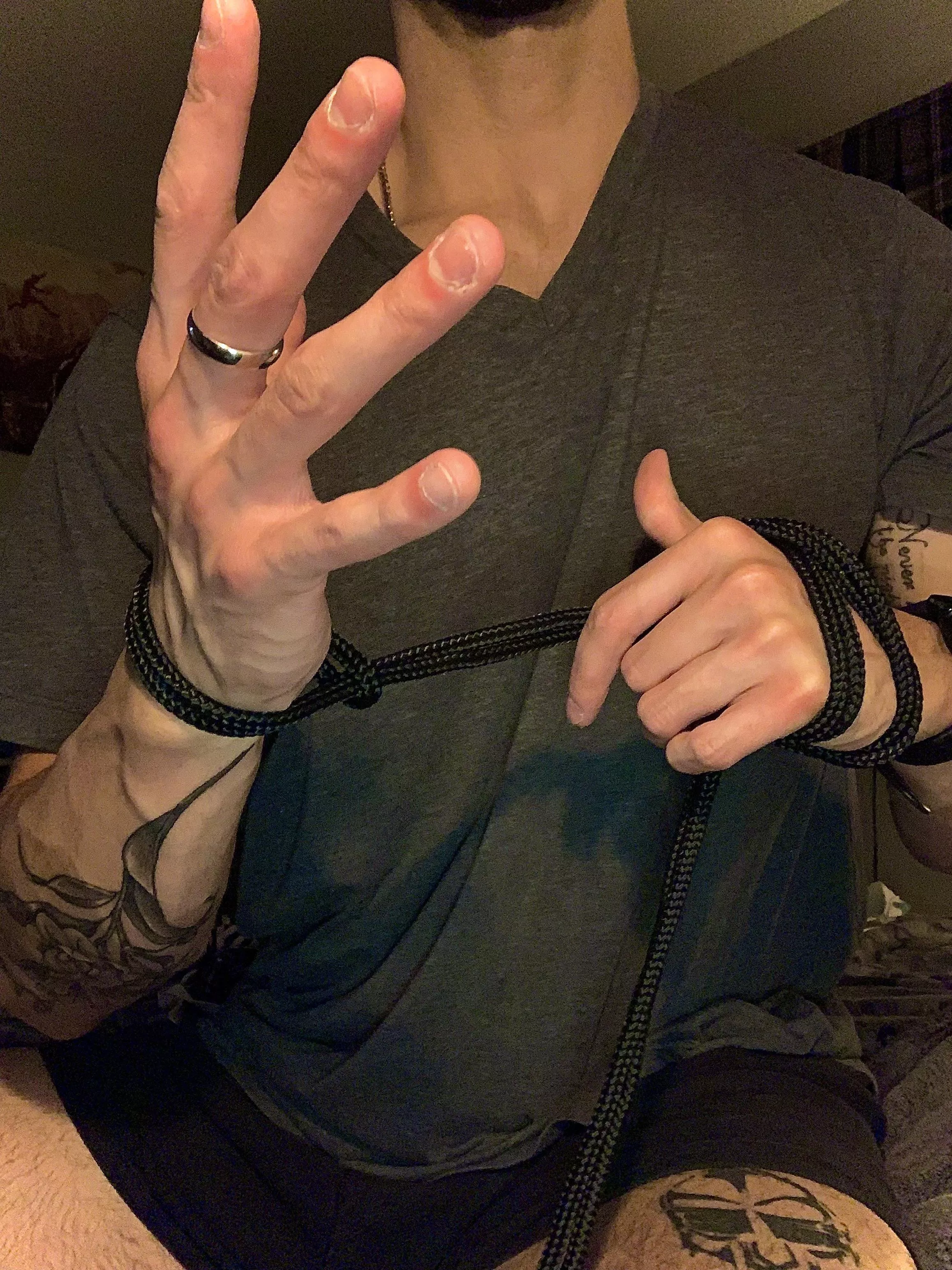 Hands behind your back, please😈