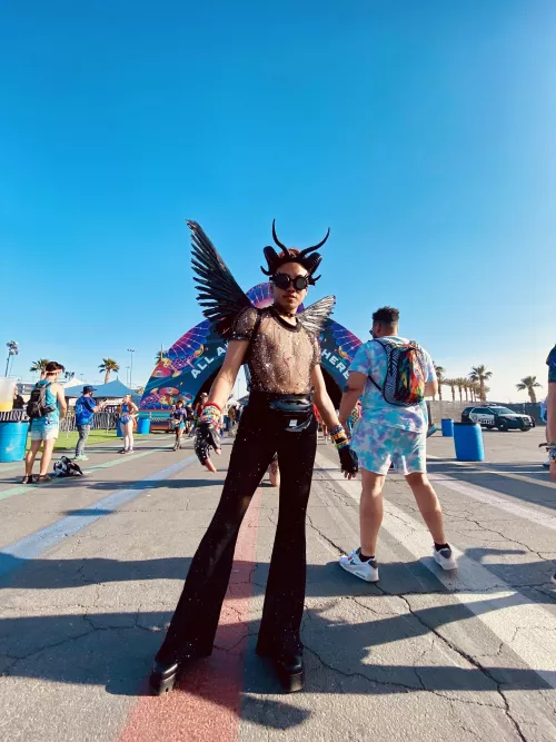 Happy EDC Weekend! 🥳