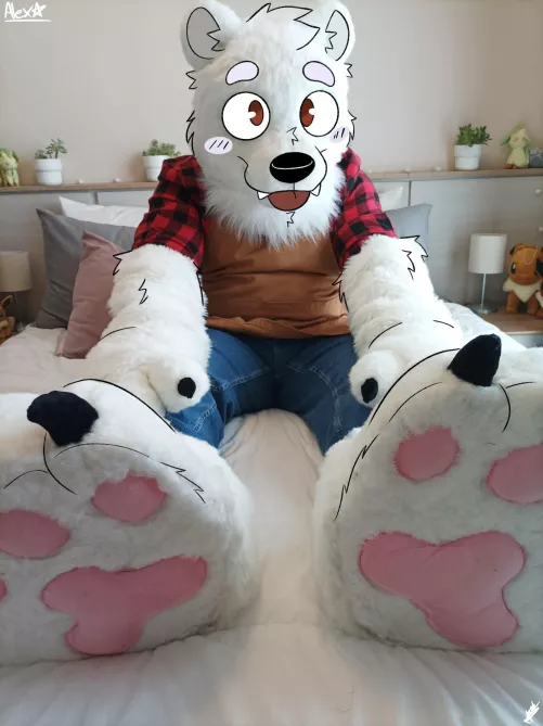 Happy #FursuitFriday! Little draw over of my fursuit by @Ne0nTrash on Twitter ✂️@zixkyShop