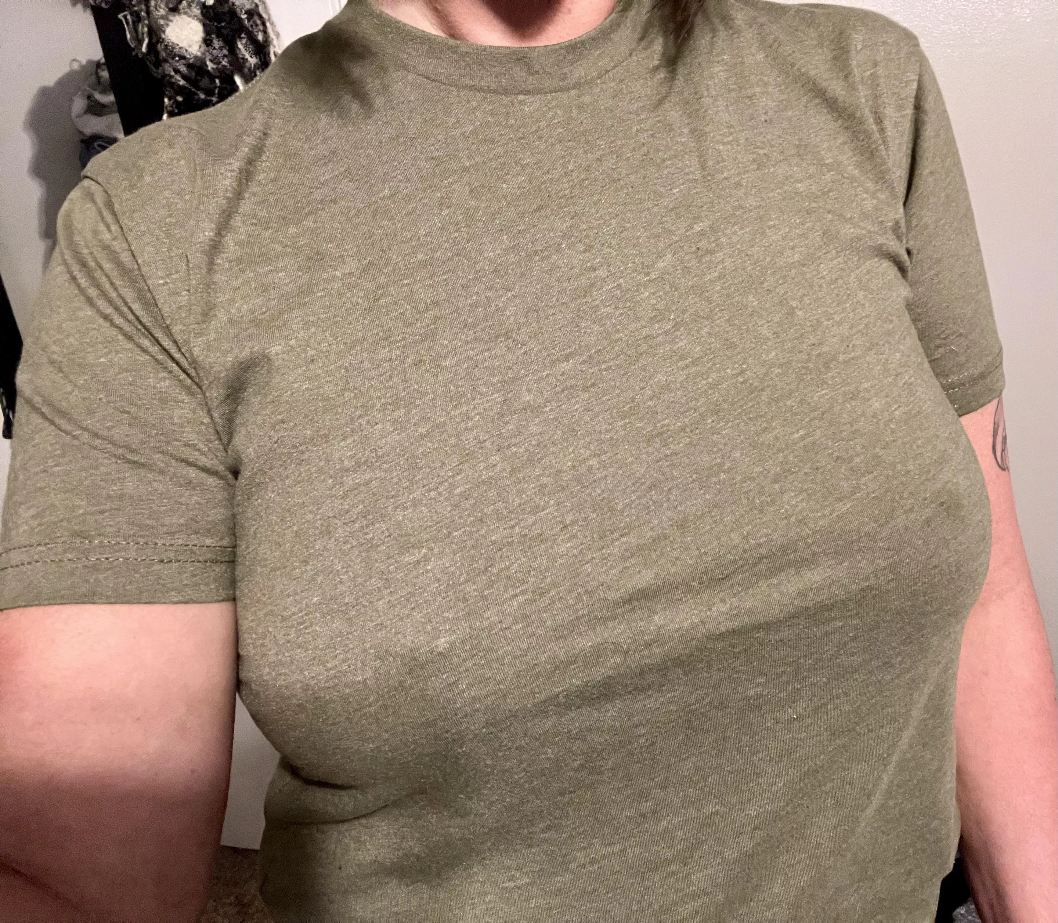 Happy Monday! No bra needed here…