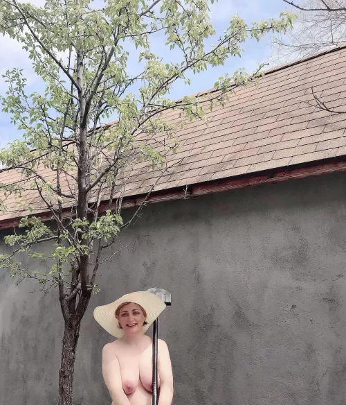 Happy World Naked Gardening Day🪴🪴🪴