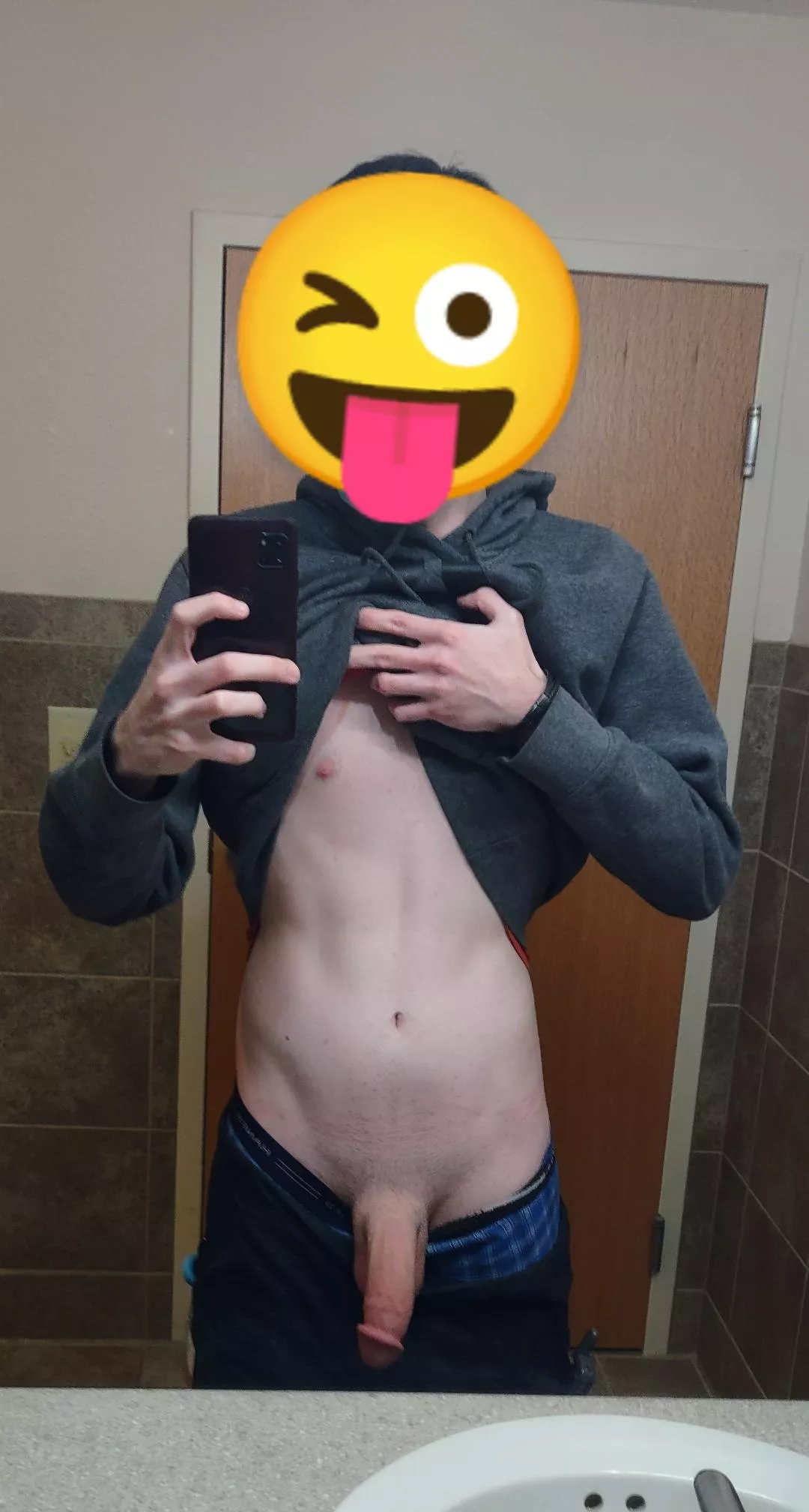 Hard at work 🤣 (24)