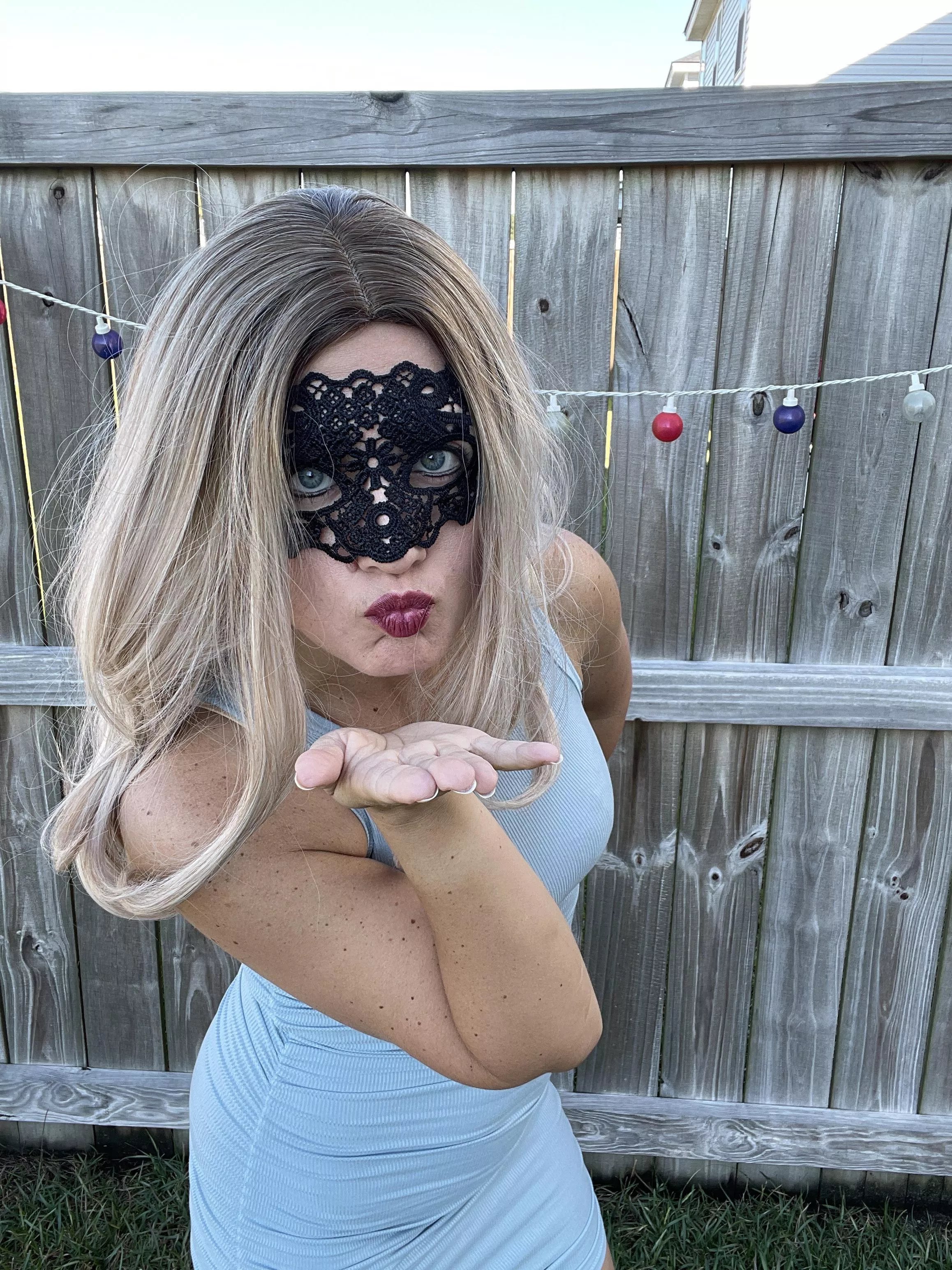 Have a good weekend and make sure to get naughty 😈 [image]