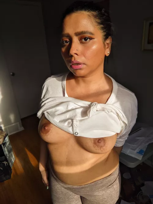 Have me and share me with your friends [F]