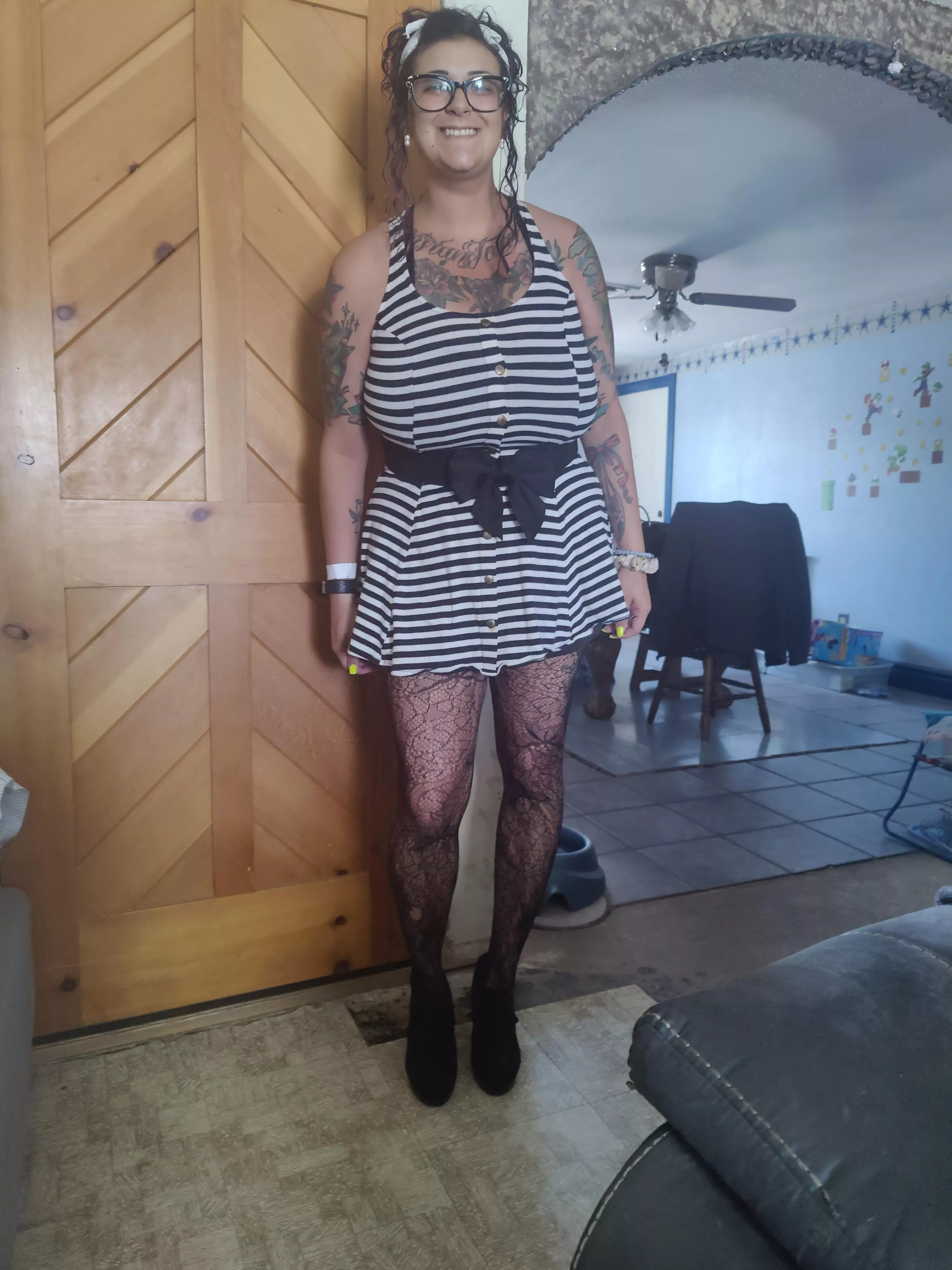 headed to happy hour 🤓🍻