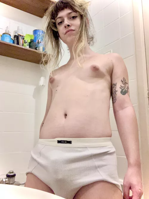 Heard you like girls with small tits 😳