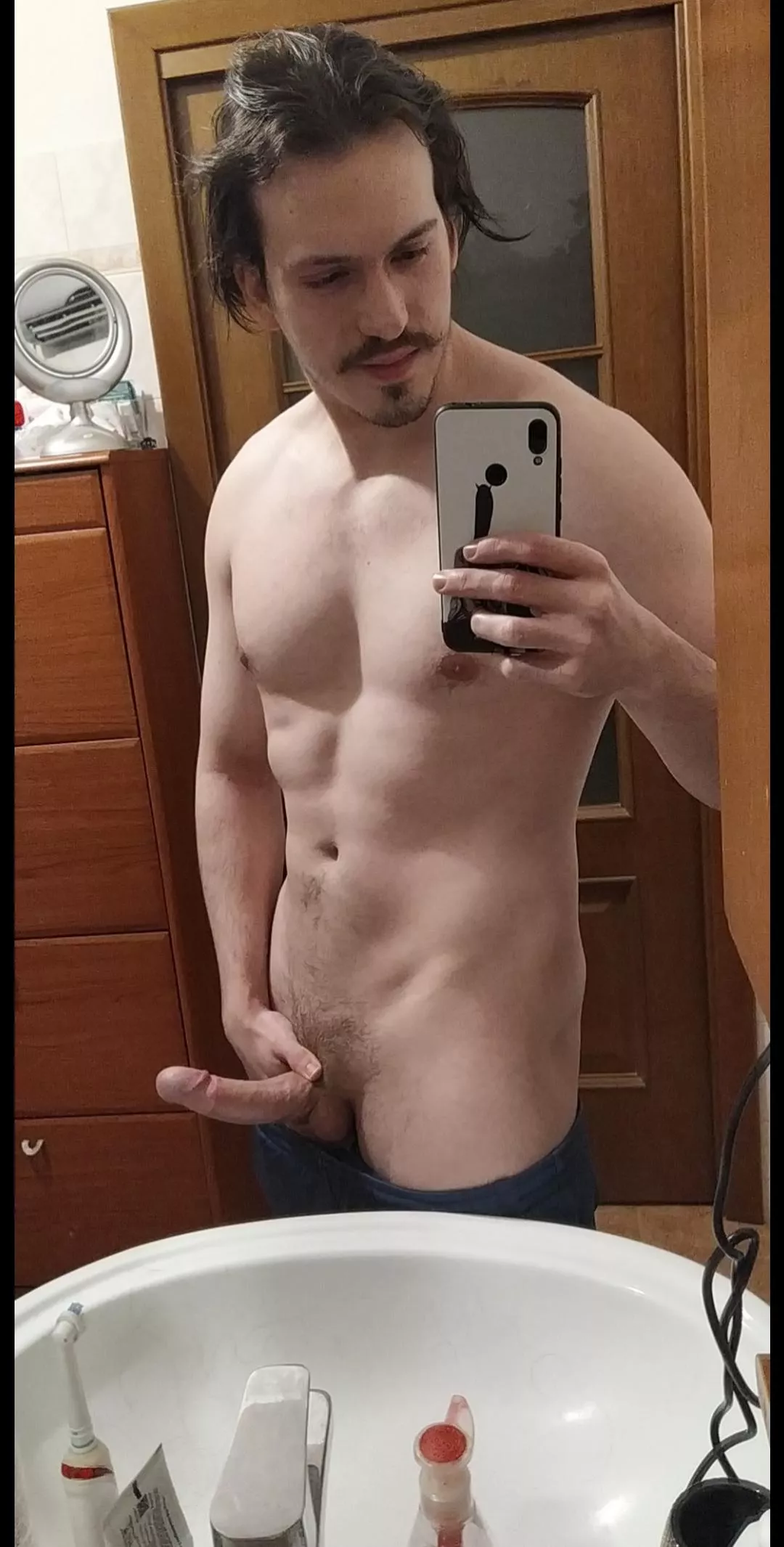 hello :) hello :)