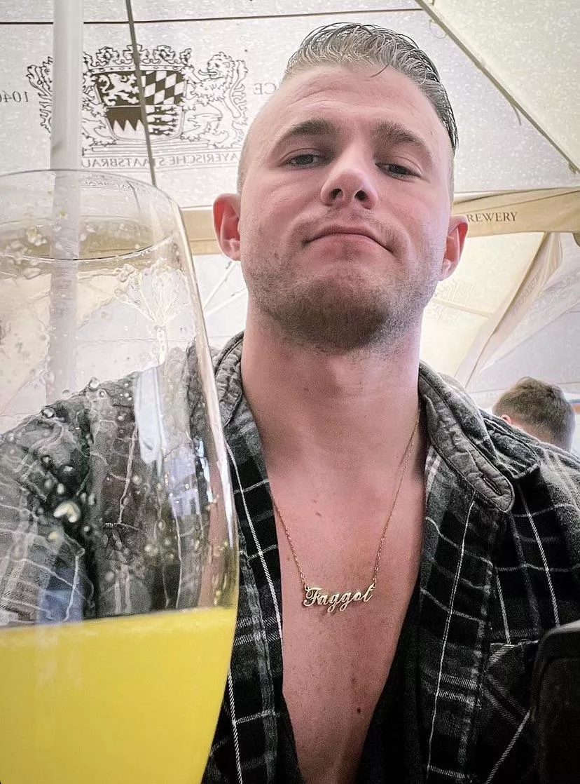 Hello fellow homosexuals.😝