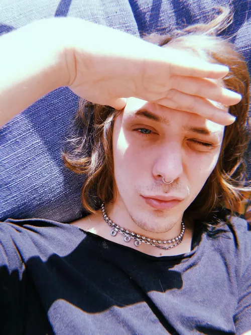 hello i hope everyone is fine 💕