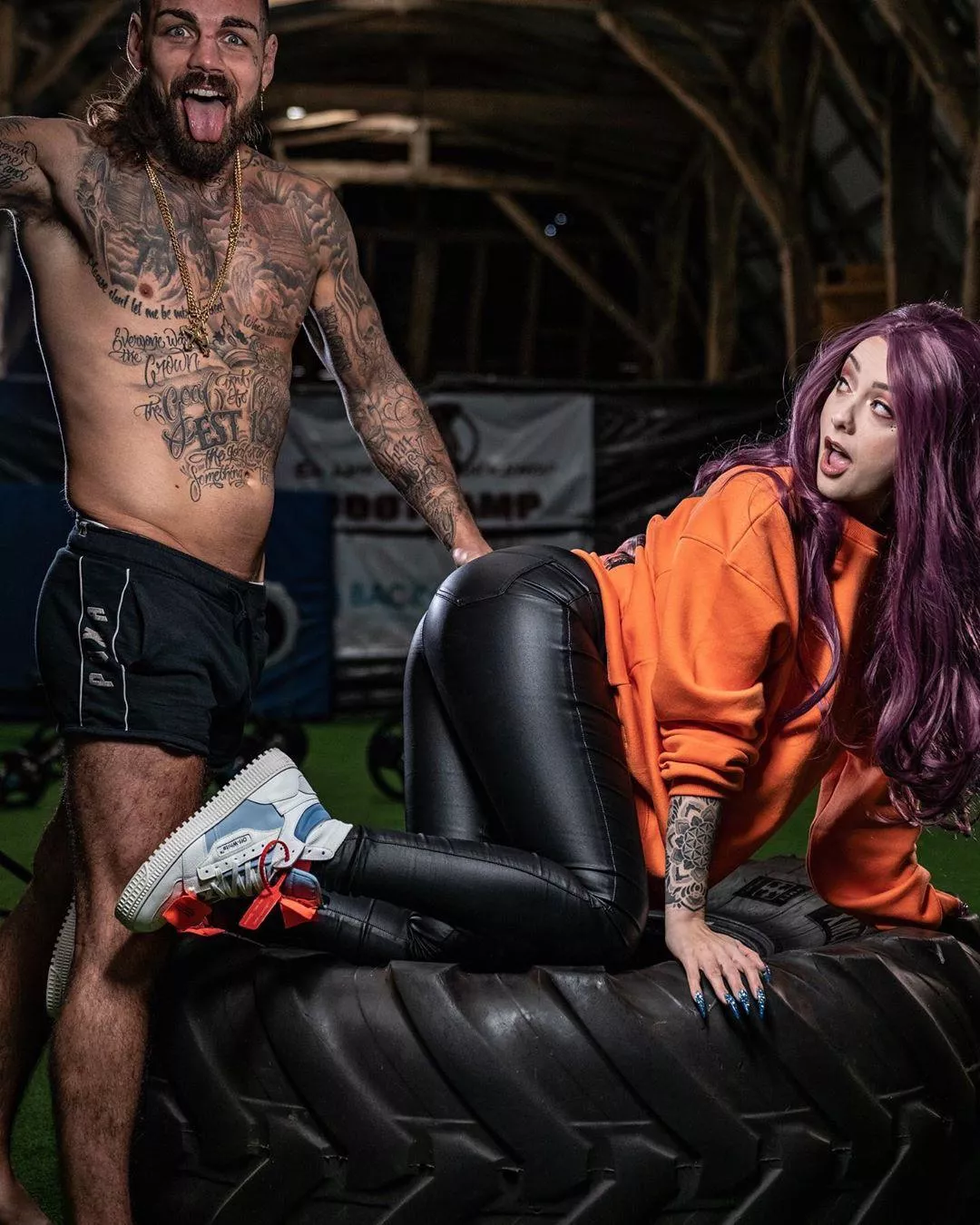 Her boyfriend has teh right idea